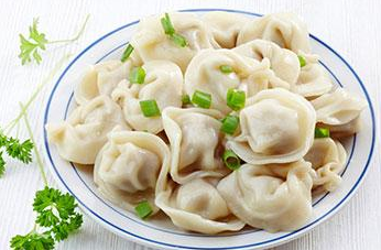 怎么煮餃子才能讓餡熟透，又不會(huì)煮破皮？